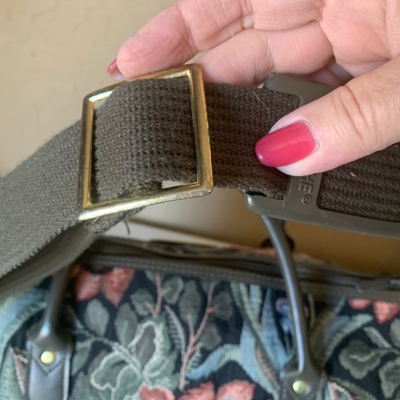 Vintage Jordache Floral Tapestry Weekender Bag - Picture 5 of 9